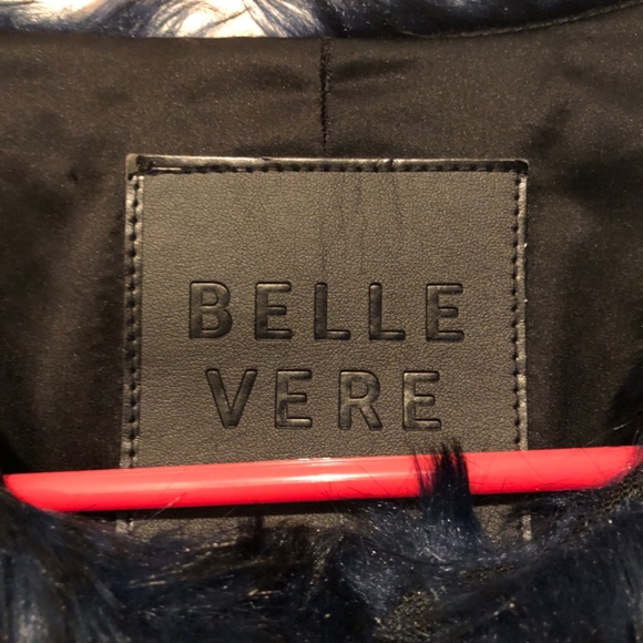 Belle Vere Navy Faux Fur Short Jacket Women’s L Chevron Soft Cropped Coat - Picture 7 of 8